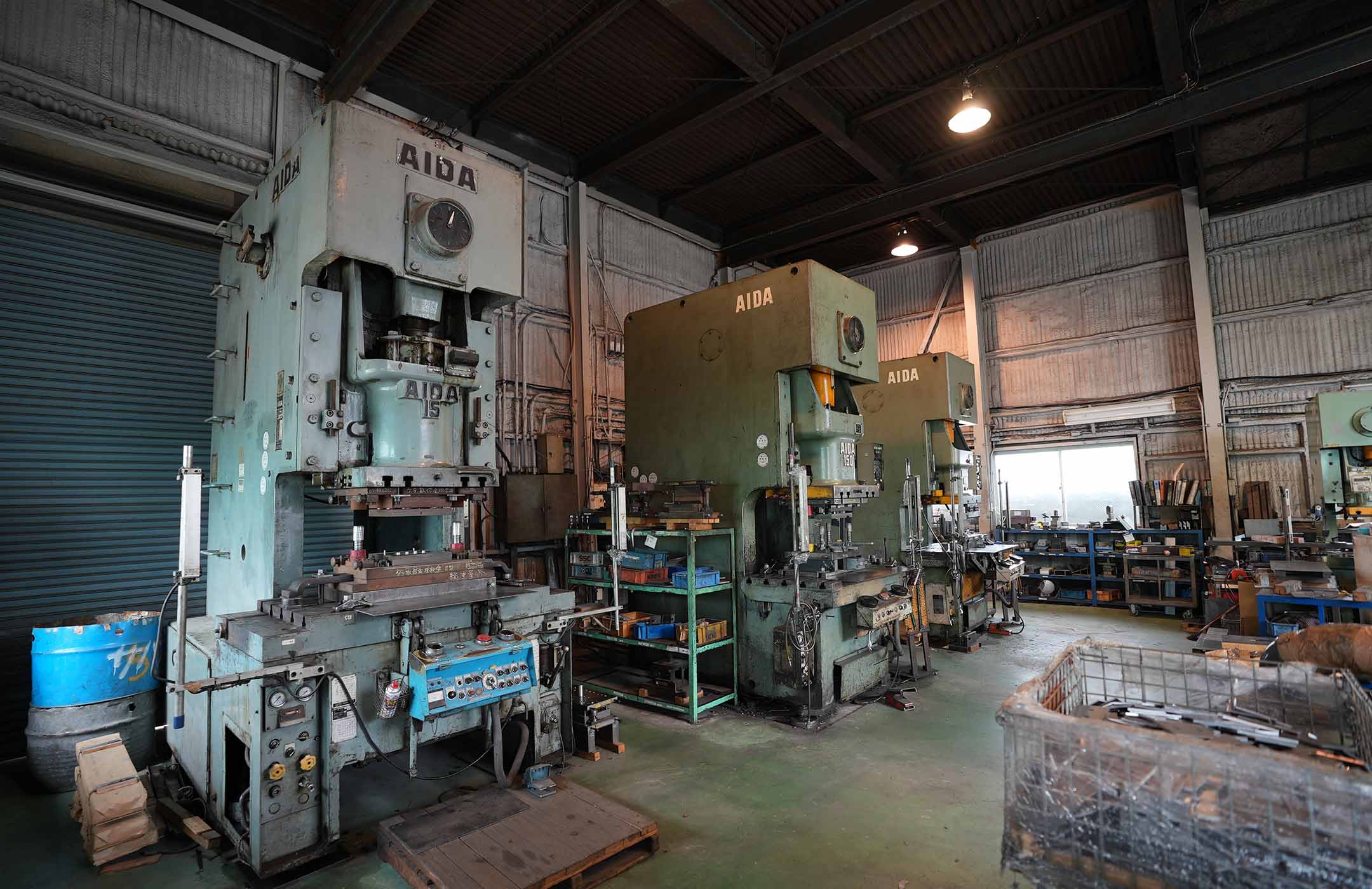 工場内（本社）